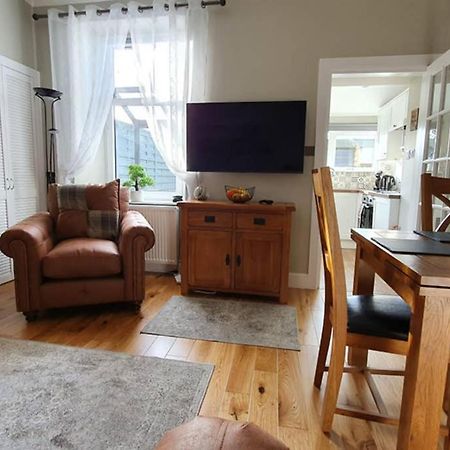 Smart & Stylish Holiday Apartment In The City Centre Inverness Exterior photo