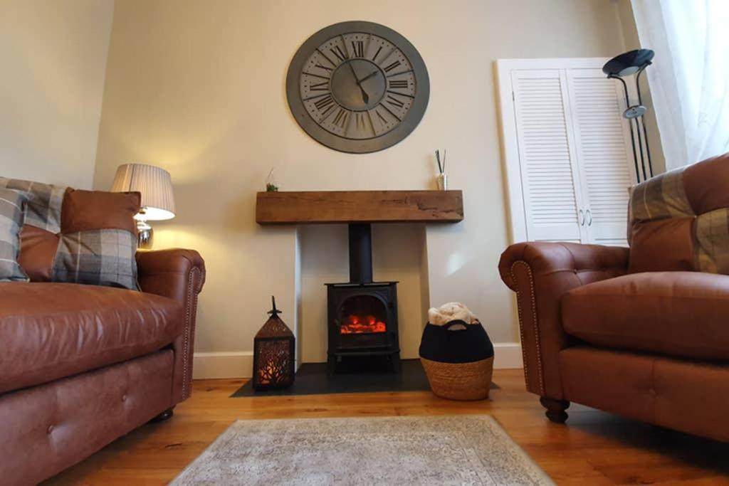 Smart & Stylish Holiday Apartment In The City Centre Inverness Exterior photo
