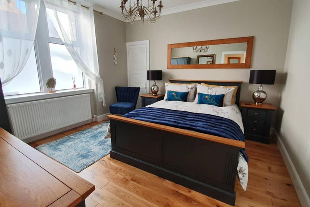 Smart & Stylish Holiday Apartment In The City Centre Inverness Exterior photo