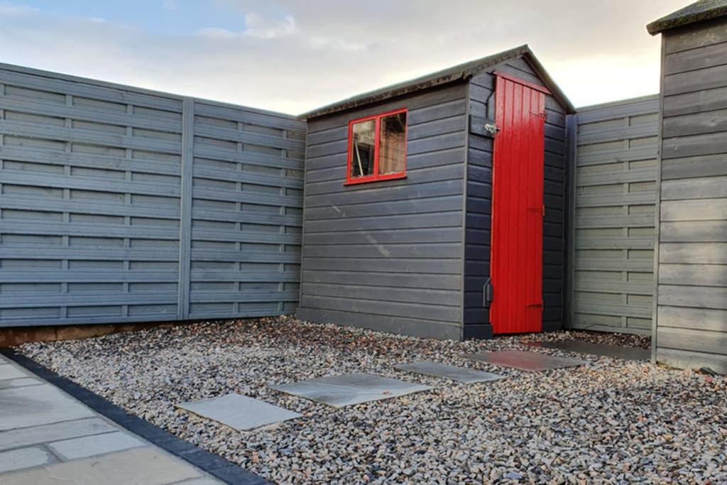 Smart & Stylish Holiday Apartment In The City Centre Inverness Exterior photo